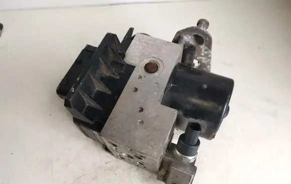 Mercedes-Benz E W210 ABS Pump 0265202436 A0034319012