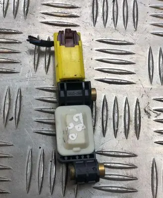 Audi A4 S4 B7 8E 8H Airbag deployment crash/impact sensor 8E0959643B