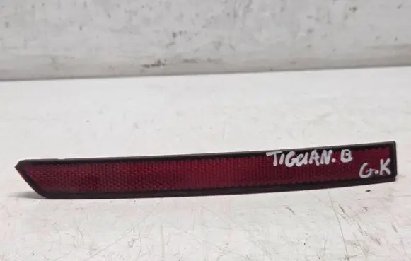Volkswagen Tiguan Rear tail light reflector 5NA945105A 3159