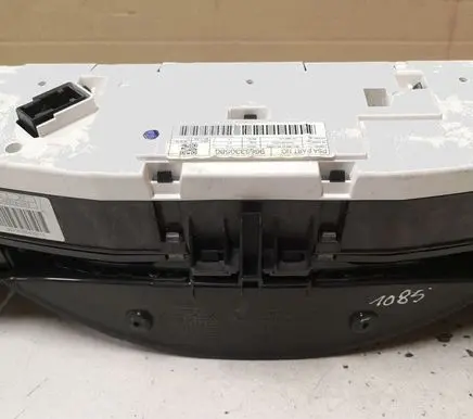 Citroen C5 Speedometer (instrument cluster) 9682386677 63040700 9666330580