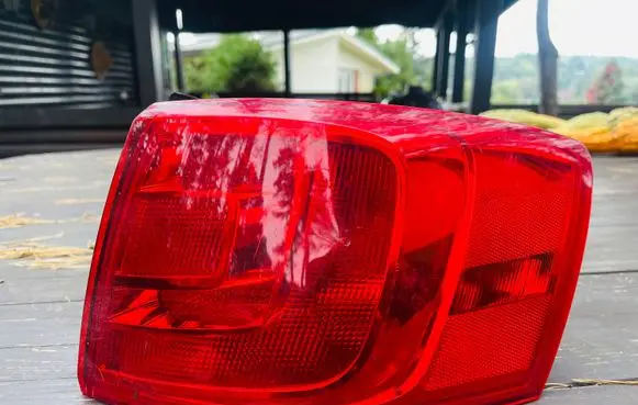 Volkswagen Jetta VI Rear/tail lights 5C6945096