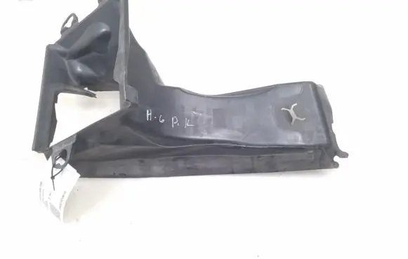 Audi A6 S6 C6 4F Intercooler air channel guide 4F0145333B