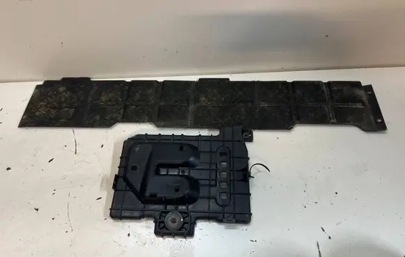 Hyundai i30 Battery box tray 371501H500