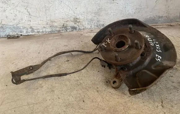Lexus ES 250 - 300 - 330 Front wheel hub