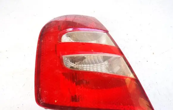 Skoda Fabia Mk1 (6Y) Rear/tail lights 6y6945095 6y6945111