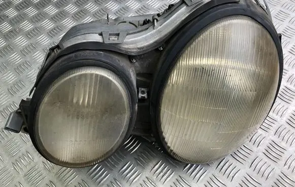 Mercedes-Benz E W210 Headlight/headlamp 06412609 14427300
