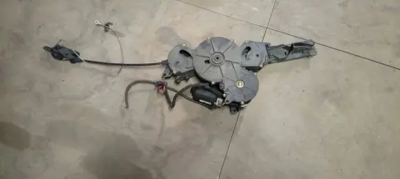 Citroen C8 Sliding door motor assembly 16835853 16835852