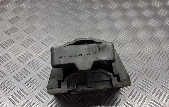 Volkswagen Bora Engine mount vacuum valve 
