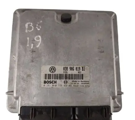 Volkswagen PASSAT B6 Engine control unit/module 038906019BJ 0281010176