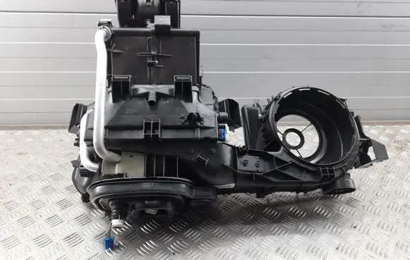 Audi A3 S3 8V Interior heater climate box assembly 5Q1820005AL T1010857S