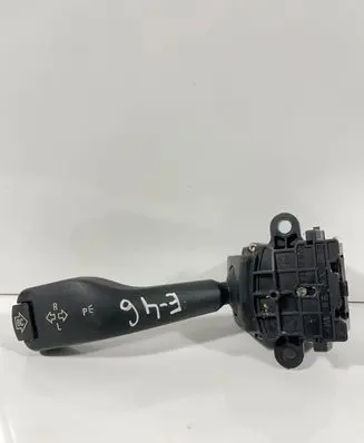 BMW 3 E46 Indicator stalk 8363668M 0110401025