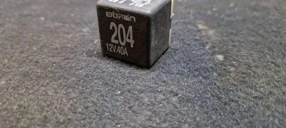 Audi A4 S4 B5 8D Other relay 431951253H