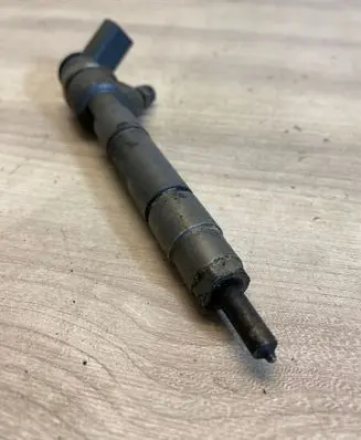 Mercedes-Benz B W245 Fuel injector A6400700787