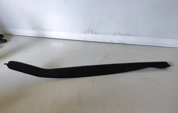 Volkswagen Golf Plus Other front door trim element 5M0837381C