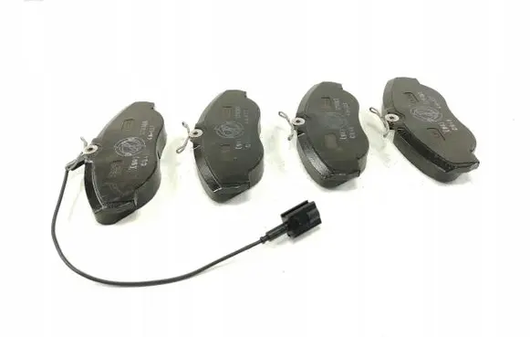 Citroen Jumper Brake pads (front) 77362235