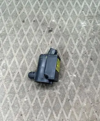 KIA Sorento Windscreen/windshield washer pump 98510FD100