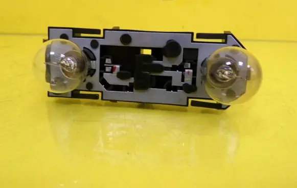 Seat Alhambra (Mk1) Tail light bulb cover holder 7M3945257A 964428-00