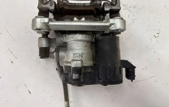 Ford Escape IV Rear brake caliper LX612D250BND JX6Z2386L BRCF520