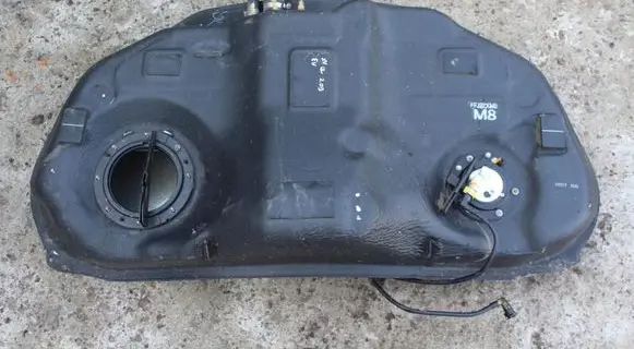 Subaru XV I Fuel tank 