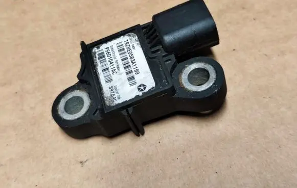 Jeep Grand Cherokee (WJ) Airbag deployment crash/impact sensor P56010411AC