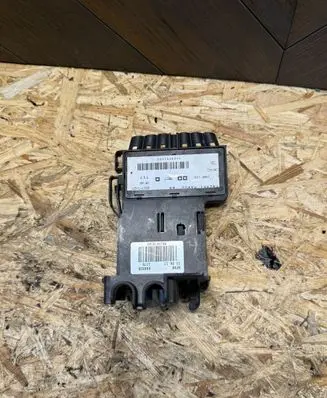 Citroen Berlingo Fuse module 9812078180 66652X