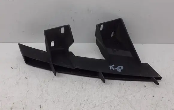 Audi Q7 4L Front bumper mounting bracket 4L0807333
