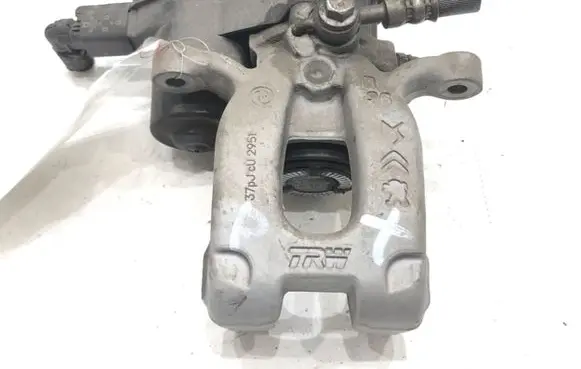 Citroen C4 III e-C4 Rear brake caliper 9842295180