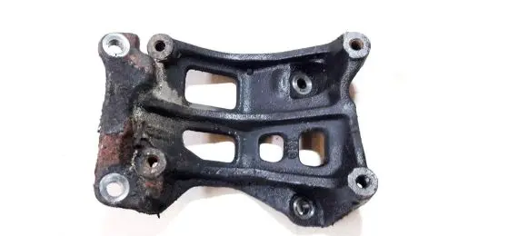 Toyota Corolla E120 E130 Engine mounting bracket 246260477