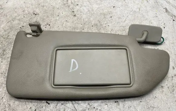 Volvo V70 Sun visor