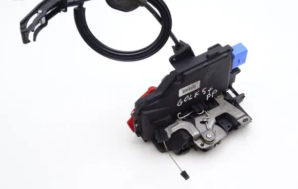 Volkswagen Golf Plus Front door lock 3D1837016