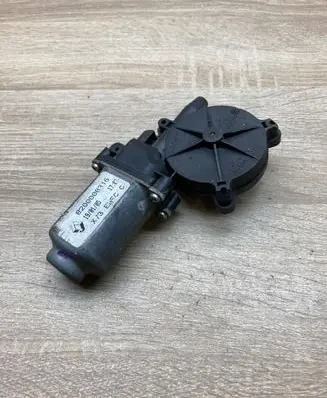 Renault Vel Satis Rear door window regulator motor 8200008316