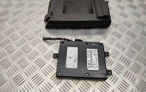 Volkswagen PASSAT B7 Bluetooth control unit module 7P6035730J 3c0919738