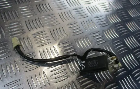 Toyota Avensis T250 Radio antenna 90080-88006