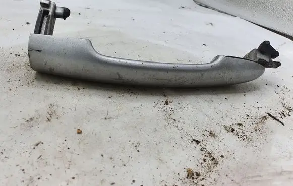 Nissan Primera Front door exterior handle NOCODE