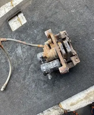 Subaru Outback (BT) Rear brake caliper 26620AN01A