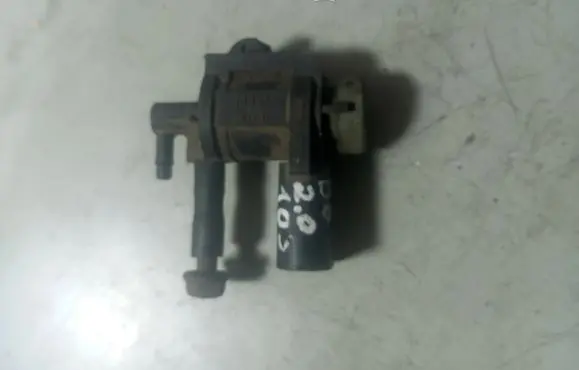 Volkswagen PASSAT B6 Turbo solenoid valve 1J0906283C