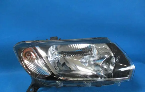 Dacia Sandero Headlight/headlamp
