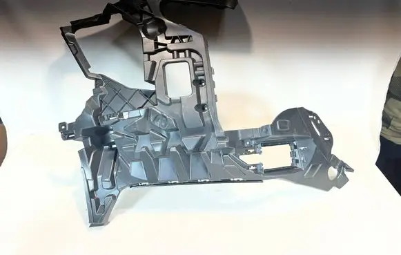 BMW X5 G05 Front bumper mounting bracket 8085628