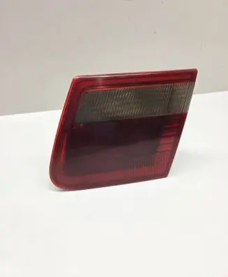 Tailgate rear/tail lights