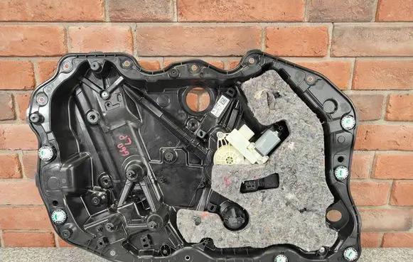 BMW i5 G60 Front window lifting mechanism without motor 5A08A81 5A8DA31