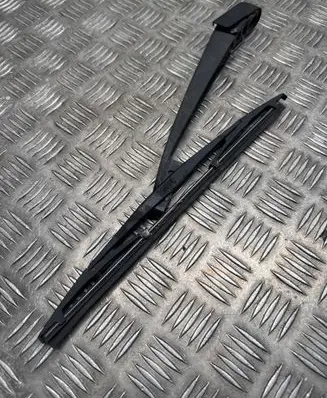Mitsubishi Outlander Rear wiper blade arm 8253A129