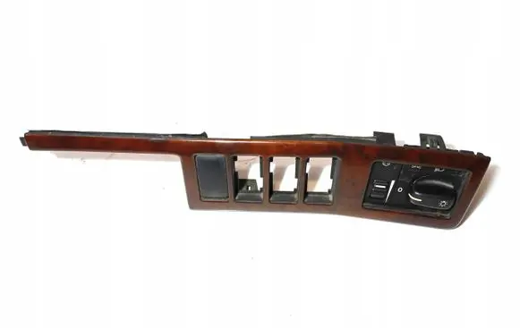 Volvo S90, V90 Tailgate/trunk/boot open switch 
