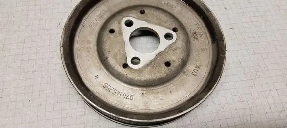 Audi A6 S6 C4 4A Power steering pump pulley 078145255H