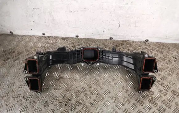 Subaru Outback (BS) Intake manifold 0679760EW10 EE20ZVUALE85