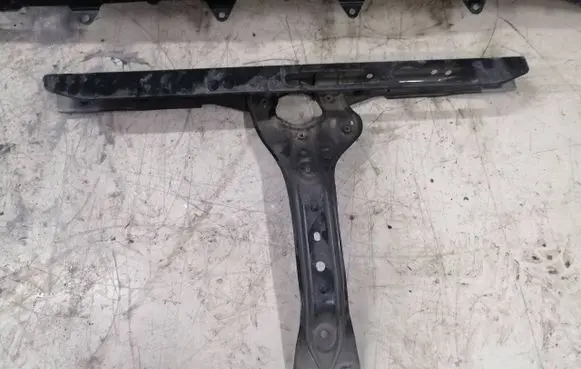 Subaru Forester SJ Radiator support slam panel