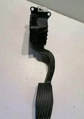 Opel Corsa D Throttle position sensor 39238341