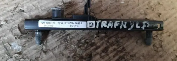 Renault Trafic III (X82) Seat belt trim 878242668R
