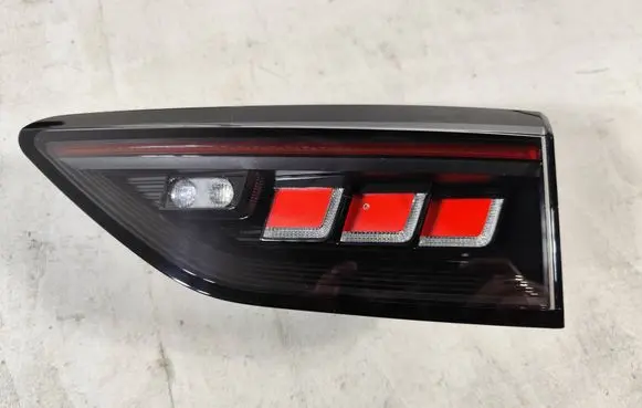 Volkswagen Golf VIII Rear/tail lights 5H0945308B L892789