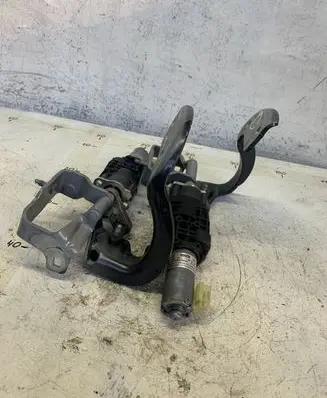 Audi A4 S4 B9 Tailgate/trunk/boot hinge 1397221037