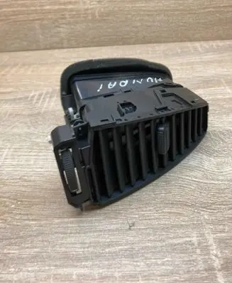 Hyundai i20 (PB PBT) Dashboard side air vent grill/cover trim 974101J000
